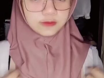 Bokep Indo Viral Hijab SMP Fitri Part3