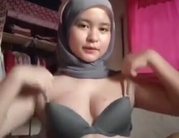 Vcs Abg Cantik Hijab Cantik Ranum 2 mp4